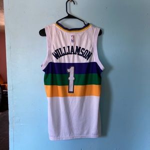 Zion Williamson Jersey Size Large